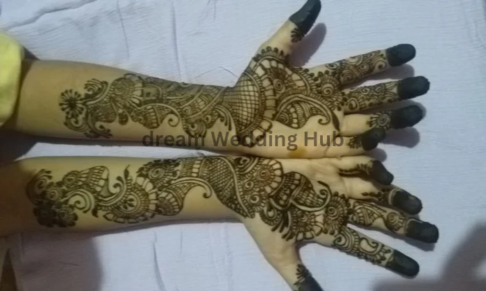 Fahmida Mehandi Designs